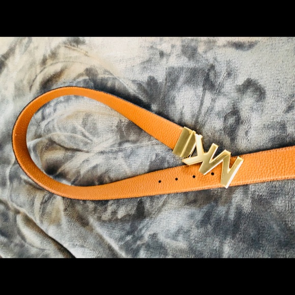 Michael kors belt - Picture 2 of 2